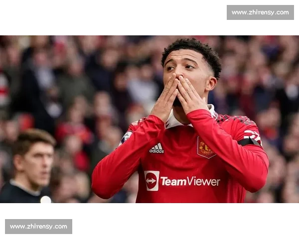 508 万评论引爆！贝西克塔斯球迷疯狂招揽桑乔，曼联弃将离队倒计时？